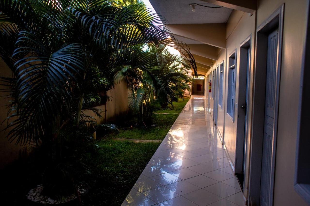 Ozaki'S Hotel Tailandia Exterior photo